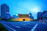 Sungnyemun Gate (namdaemun Market) At Night In Seoul, South Korea Stock Photo