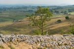 View Of The Limestone Pavement Above Malham Cove In The Yorkshir Stock Photo