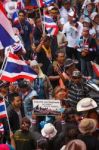 Bangkok-jan 13: Unidentified Thai Protesters Raise Banners To Re Stock Photo