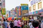 Seoul, South Korea - May 16: Namdaemun Market In Seoul, Is The Oldest And Largest Market In South Korea. Photo Taken On May 16, 2015 In Seoul, South Korea Stock Photo