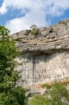 View Of The Curved Cliff At Malham Cove In The Yorkshire Dales N Stock Photo