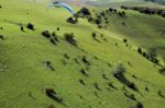 Paragliding At Devil's Dyke Stock Photo