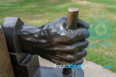 A Maximus Ad Minima Statue In Kew Gardens Stock Photo