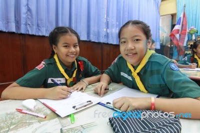 Activity Of Teaching Elementary Students. Elementary Students Are Test Lesson. The Students Intend Exam Stock Photo