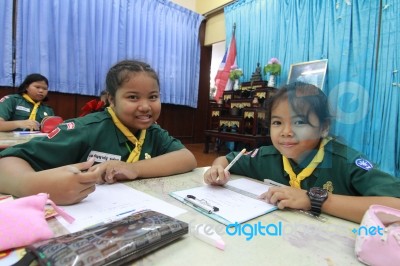 Activity Of Teaching Elementary Students. Elementary Students Are Test Lesson. The Students Intend Exam Stock Photo