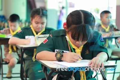 Activity Of Teaching Elementary Students. Elementary Students Are Test Lesson. The Students Intend Exam Stock Photo