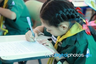 Activity Of Teaching Elementary Students. Elementary Students Are Test Lesson. The Students Intend Exam Stock Photo