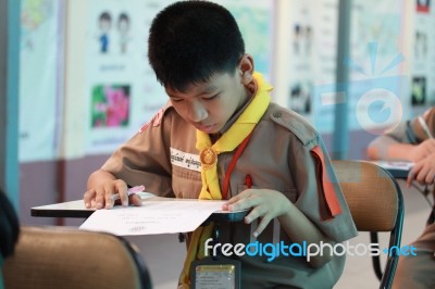 Activity Of Teaching Elementary Students. Elementary Students Are Test Lesson. The Students Intend Exam Stock Photo