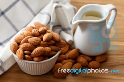 Almond Oil Organic Healthy Nut Vegan Vegetarian Stock Photo