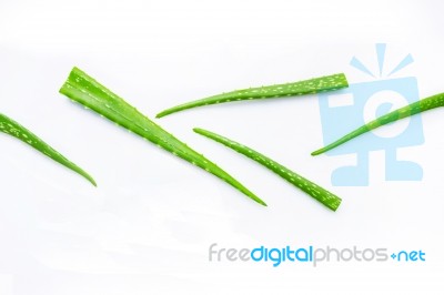 Aloe Vera Fresh Leaves With Aloe Vera Gel On Wooden Measuring Sp… Stock Photo