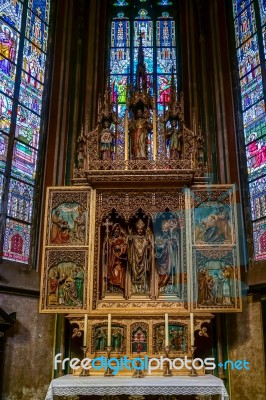 Altar In St Vitus Cathedral In Prague Stock Photo