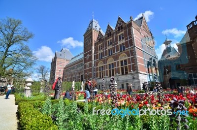 Amsterdam, Netherlands - May 6, 2015: Tourists At The Garden Aro… Stock Photo