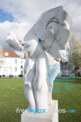 Angels Harmony Sculpture By Helaine Blumenfeld Outside Salisbury… Stock Photo