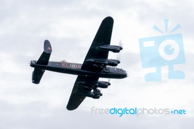 Avro Lancaster Bomber Flying Over Shoreham Airfield Stock Photo