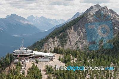 Banff, Alberta/canada - August 7 : Visitor Centre Near Banff Alb… Stock Photo