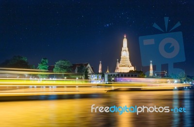 Bangkok, Thailand, 27 Dec 2017 - Night Time View Of Wat Arun (temple) Stock Photo