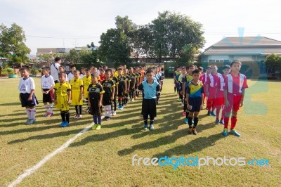 Bangkok, Thailand - Nov 2016: In The Nov 23, 2016. Youth Soccer Match, In Pieamsuwan Elementary School Stock Photo