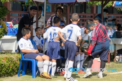 Bangkok, Thailand - Nov 2016: In The Nov 23, 2016. Youth Soccer Match, In Pieamsuwan Elementary School Stock Photo