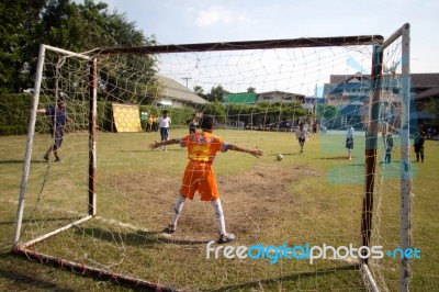 Bangkok, Thailand - Nov 2016: In The Nov 23, 2016. Youth Soccer Match, In Pieamsuwan Elementary School Stock Photo