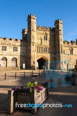 Battle, East Sussex/uk - June 30 : Evening Sun On Battle Abbey I… Stock Photo