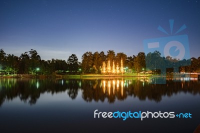 Beautiful Lake In Springfield Lakes At Dusk Stock Photo