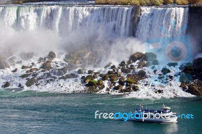 Beautiful Photo Of Amazing Niagara Waterfall And A Ship Stock Photo