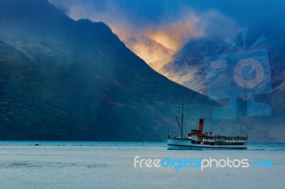 Beautiful Scenic Of Old Steam Engine Boat In Wakatipu Lake Queenstown South Island New Zealand Stock Photo