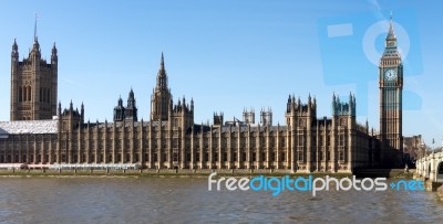 Big Ben And The Houses Of Parliament In London Stock Photo