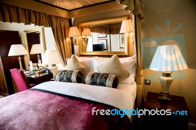 Big Modern Bedroom On Hotel Stock Photo