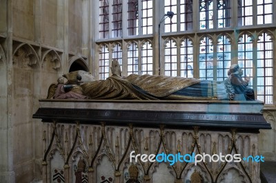 Bishop William Of Wykeham's Tomb In Winchester Cathedral Stock Photo