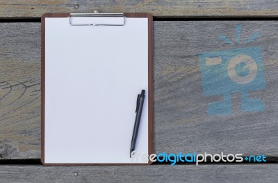 Blank White Paper On Wooden Clipboard Stock Photo