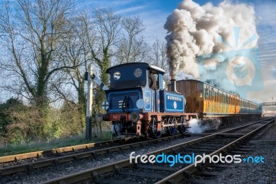 Bluebell Leaving Sheffield Park Station Stock Photo