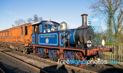 Bluebell Steam Train Approaching Sheffield Park Station Stock Photo