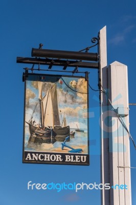 Bosham, West Sussex/uk - January 1 : Blue Anchor Pub Sign In Bos… Stock Photo