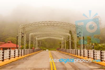 Bridge Across The Caldera River In Boquete, Panama Stock Photo