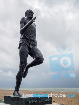 Brighton, East Sussex/uk - May 24 : The Statue Of Olympic Gold M… Stock Photo