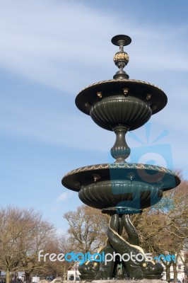 Brighton, Sussex/uk - January 27 : Water Fountain In Brighton On… Stock Photo