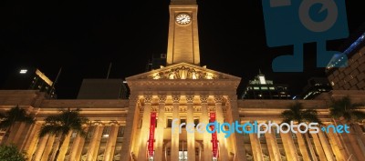 Brisbane, Aus - April 28th 2018: Brisbane City Hall At Night. The Building Is Used For Royal Receptions, Pageants, Orchestral Concerts, Civic Greetings, Flower Shows, School Graduations. April 28th 2018 Stock Photo