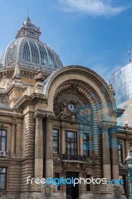 Bucharest/romania - September 21 : Headquarters Of Cec Bank In B… Stock Photo