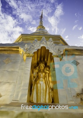 Buddha S Tatue In Phra Singh Temple, Chiang Mai Thailand Stock Photo