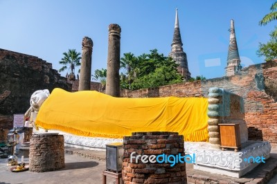 Buddha Statue Poses In The Sleep Stock Photo