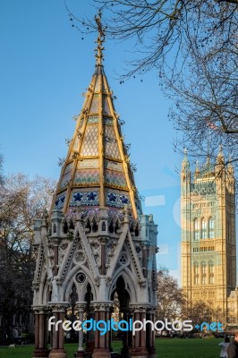 Buxton Memorial Fountain In Victoria Tower Gardens Stock Photo