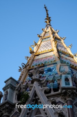 Buxton Memorial Fountain In Victoria Tower Gardens Stock Photo