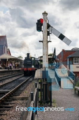 C Class Steam Engine Leaving Sheffield Park Station East Sussex Stock Photo