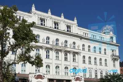 Cafe Gerbeaud In Budapest Stock Photo