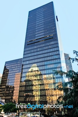 Canada Trust Building In Vancouver Stock Photo