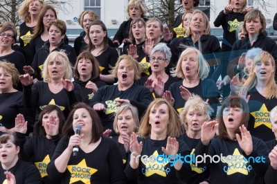 Cardiff Uk March 2014 - The Rock Choir Supporting Sport Relief D… Stock Photo