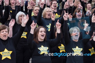 Cardiff Uk March 2014 - The Rock Choir Supporting Sport Relief D… Stock Photo