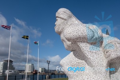 Cardiff Uk March 2014 - View Of The Scott Antarctic Memorial Car… Stock Photo