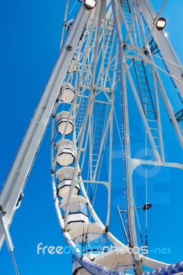 Cardiff/uk - August 27 : Ferris Wheel In Cardiff On August 27, 2… Stock Photo